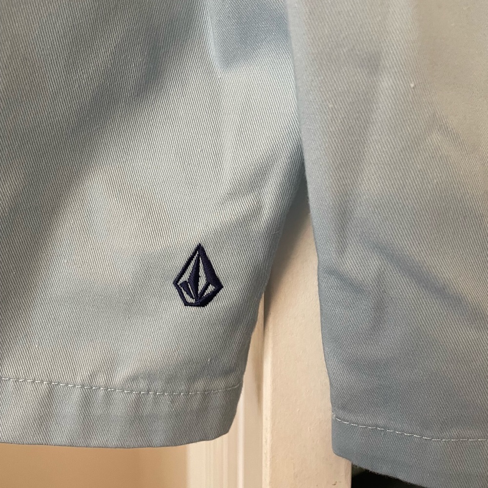 Volcom boys shorts. Waist size is 29. Light blue color - Picture 4 of 4